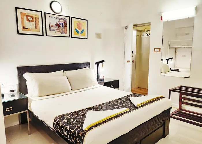 Baga hotels near Tibetan Market