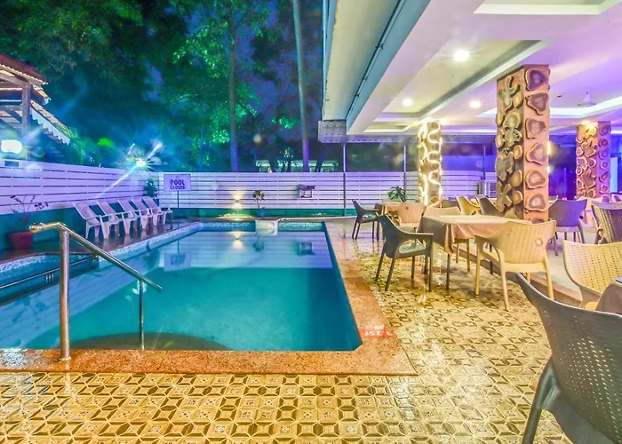 Candolim hotels near St Alex's Church