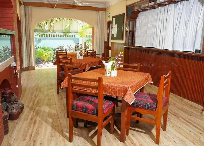 Calangute Guest Houses near Titos Lane