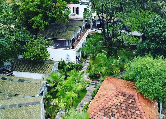 Arambol Pet Friendly Lodging and Hotels near Querim Beach