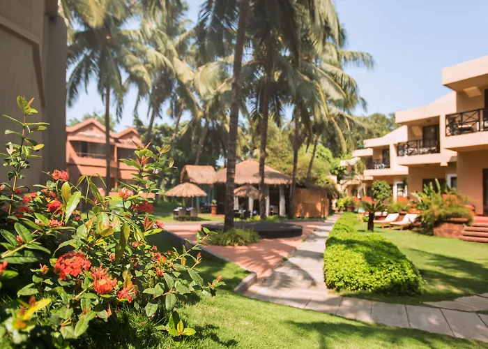 Whispering Palms Beach Resort Candolim
