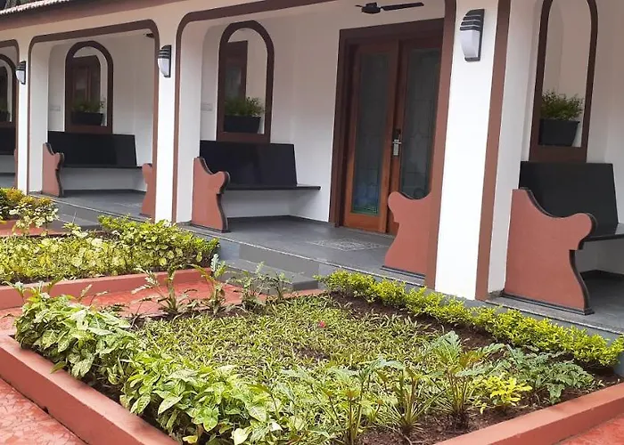 Pet friendly Delight Hostel Goa Candolim