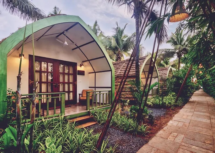 Pet friendly Pause By The Sea Hotel Morjim