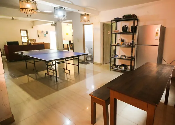 Anjuna hotels near Baga Beach