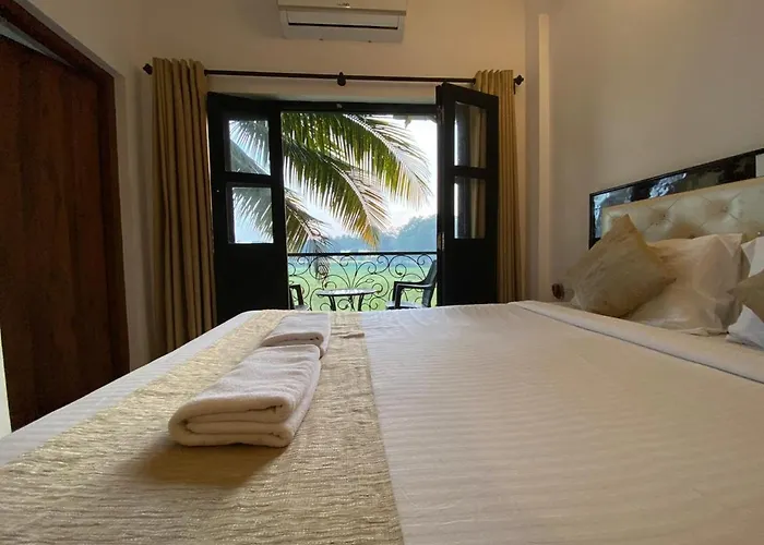 Pet friendly Greenfield View Candolim