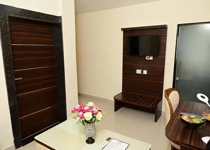 Hotel Shanti Solitaire, Arpora