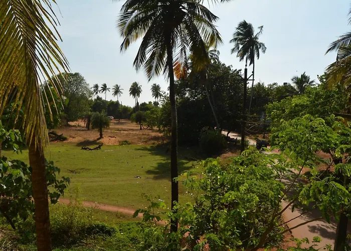 Chillouts Morjim Apartment