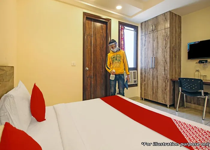 Pet friendly Flagship Caydens House Hotel Morjim