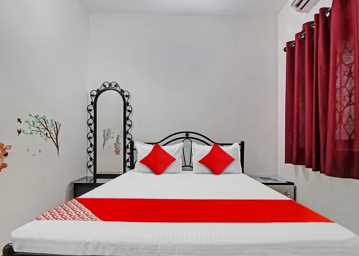 Oyo Flaghsip Peterae Guest House Calangute