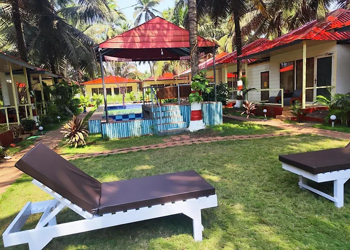 The Sunbliss Cottages Morjim