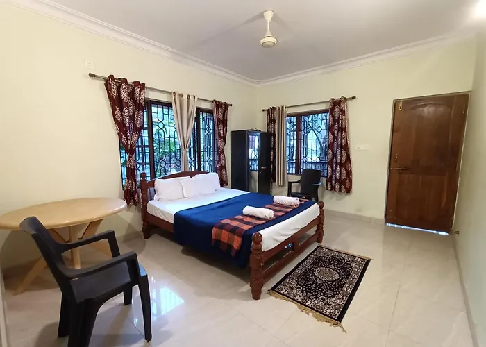 Pet friendly Pappa'S Guest House Arambol