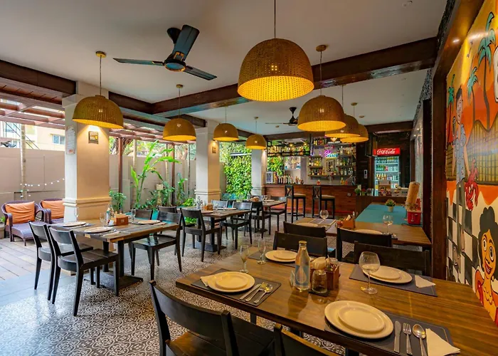 Riva Gold Coast Hotel Candolim
