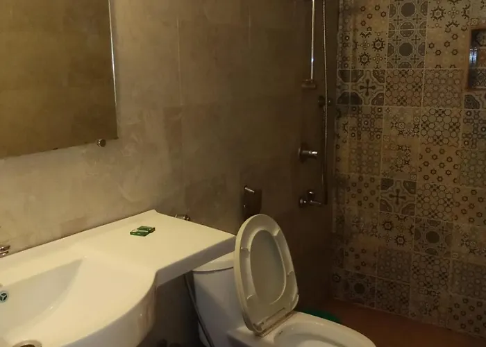 Sea Breeze Inn, Calangute Goa