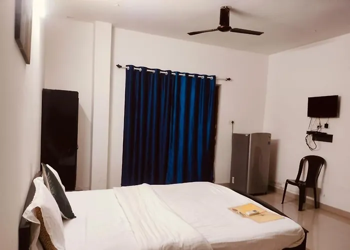 Pet friendly Hotel Explorer Calangute