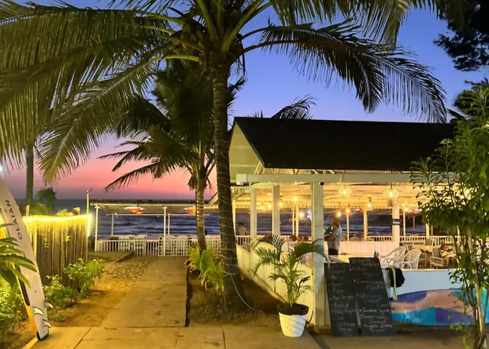 S2 Beach Cottages Morjim