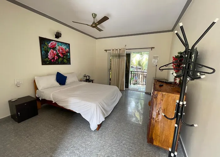 Pet friendly Palmco Beach Huts Arambol