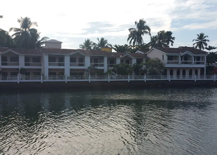 Hotel Riverside Baga