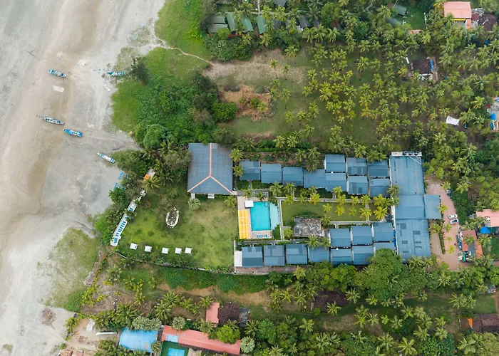 Foxoso La Beach Resort & Spa Old Goa