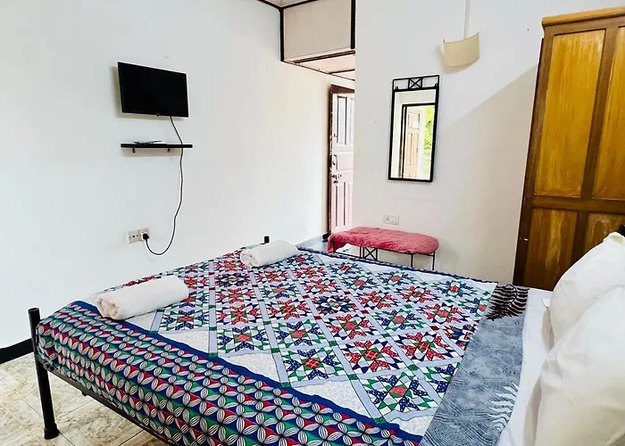Peravel Beach Holiday Home Candolim