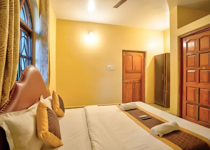 Roseal Beach Front Baga