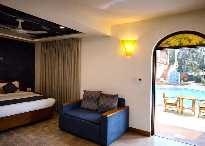 Calangute hotels near St Alex's Church