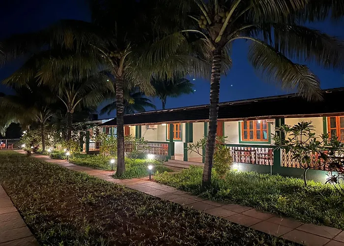 Golden Pearl Beach Resort Baga