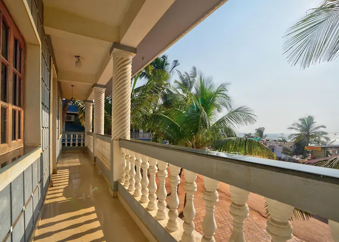 Pet friendly Roseal Beach Front Calangute