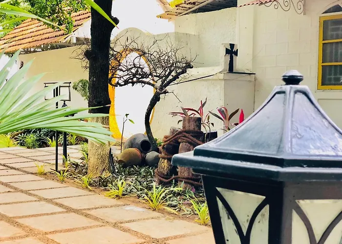 Bedrock Boutique Hostel Baga