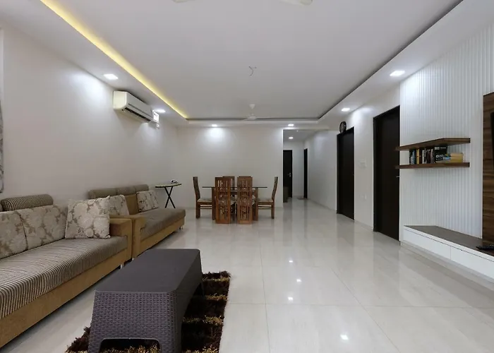 Pet friendly Nishka Holiday Home Candolim
