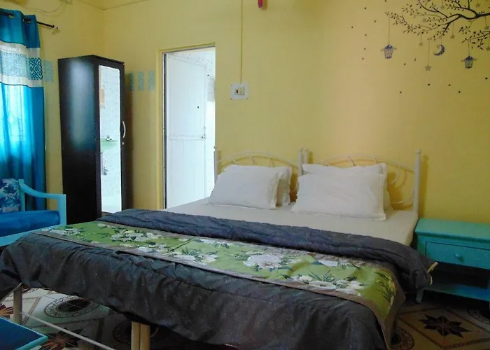 Oceanic Pearl Beach Guest House Calangute